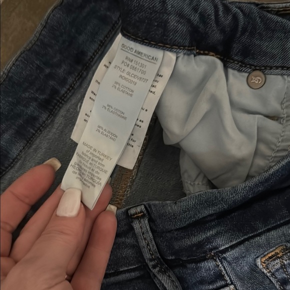 Good American Blue Straight Leg Jeans - Picture 4 of 16